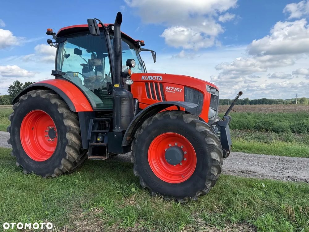 Kubota Ciągnik rolniczy Traktor Kubota M7151 PREMIUM 2017 ROK_Amortyzowana oś,Klima,TUZ,Zaczepy - 4
