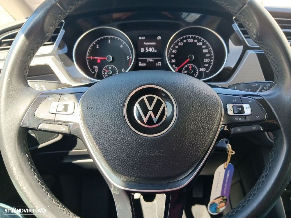 VW Touran 2.0 TDI Confortline - 19