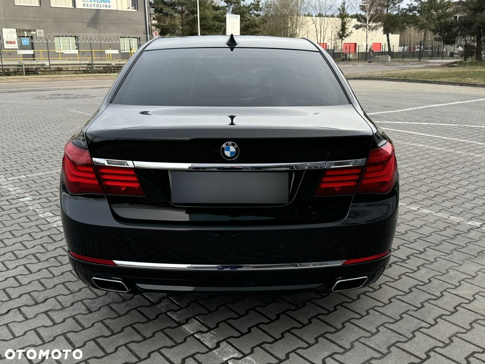 BMW Seria 7 740d xDrive - 8