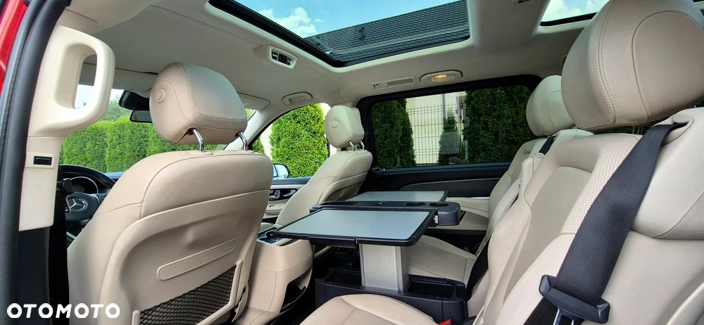 Mercedes-Benz Klasa V 300 d 4-Matic Exclusive 9G-Tronic (d³ugi) - 22