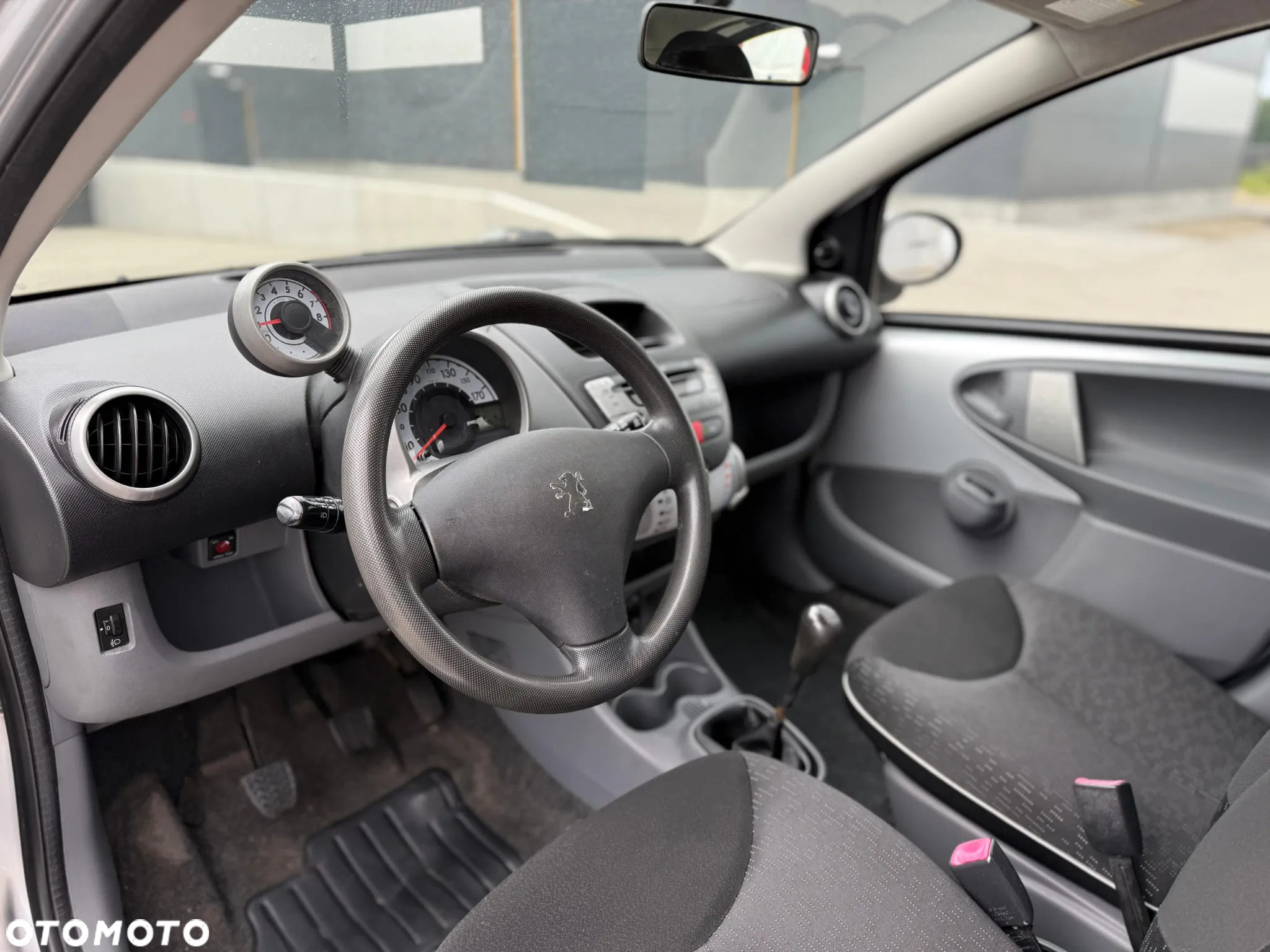Peugeot 107 1.0 Happy Euro5 - 11