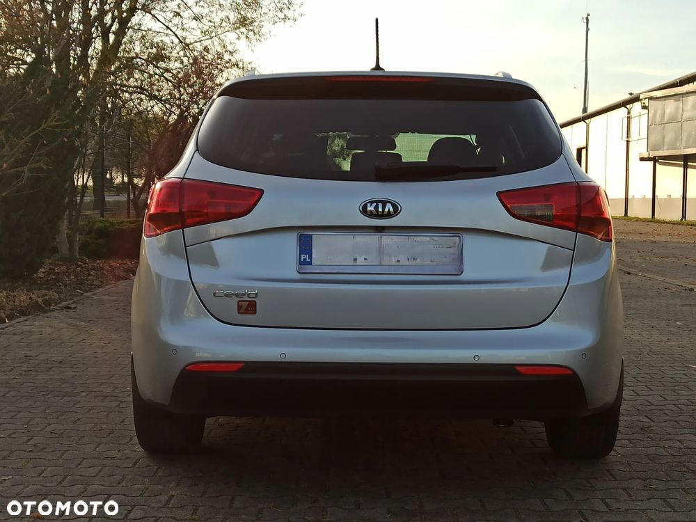 Kia Ceed 1.6 GDI L Business Line - 8