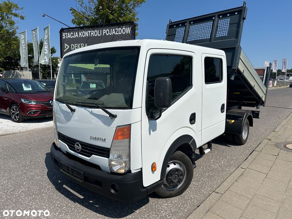 Nissan Cabstar - 1