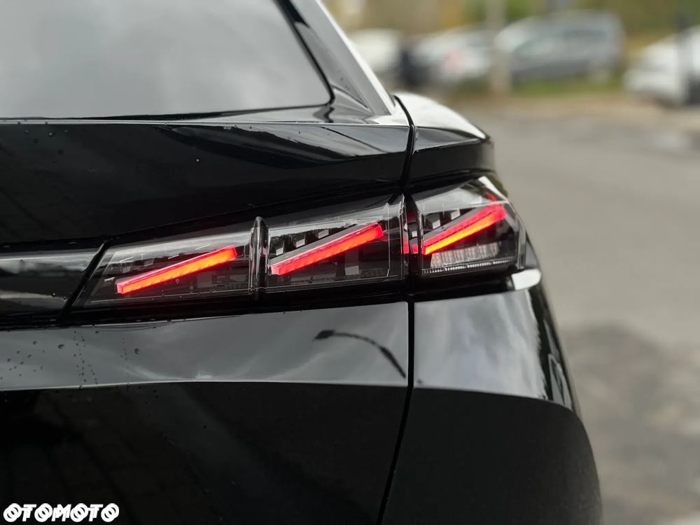 Peugeot 408 1.2 PureTech mHEV GT S&S e-DSC6 - 7
