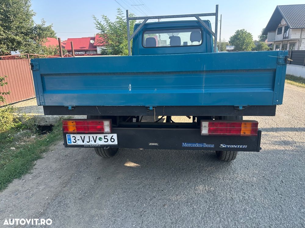 Mercedes-Benz Sprinter - 5