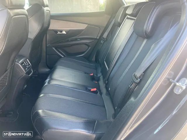 Peugeot 3008 PureTech 130 Stop & Start GPF EAT8 GT - 28