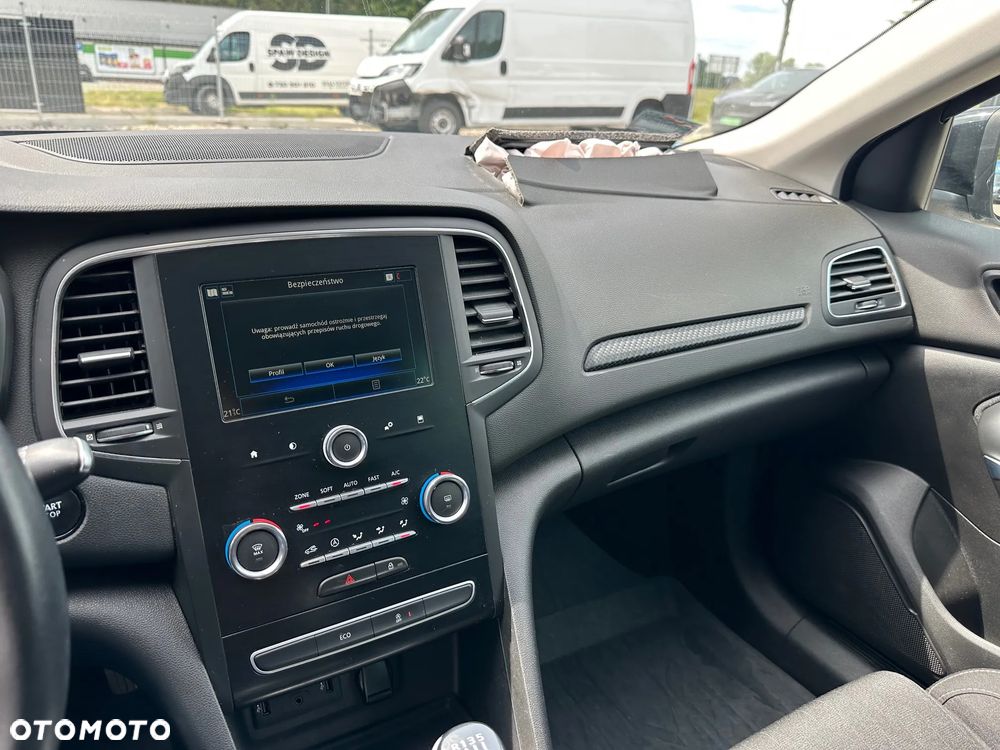 Renault Megane 1.3 TCe FAP Limited - 12