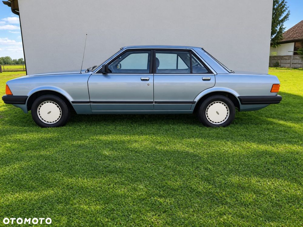 Ford Granada 1983 photo 5