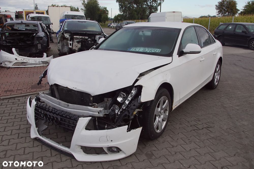 Auto na części - Audi A4 B8 2.0 TDI 143KM CAGA KXP LY9C 2009R Silnik Skrzynia Drzwi Szyba Klapa Zderzak Błotnik Lusterko Sterownik Moduł Czujnik Deska Kokpit Licznik Wyświetlacz Kierownica - 1