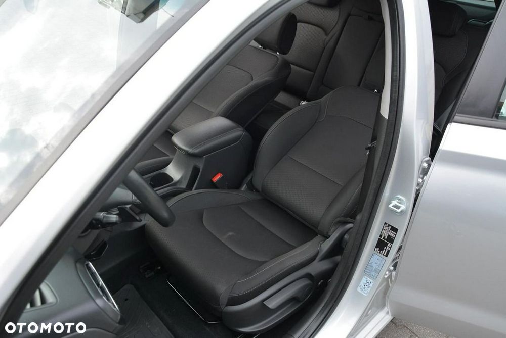 Hyundai i30 1.4 T-GDI DCT YES!+ - 22