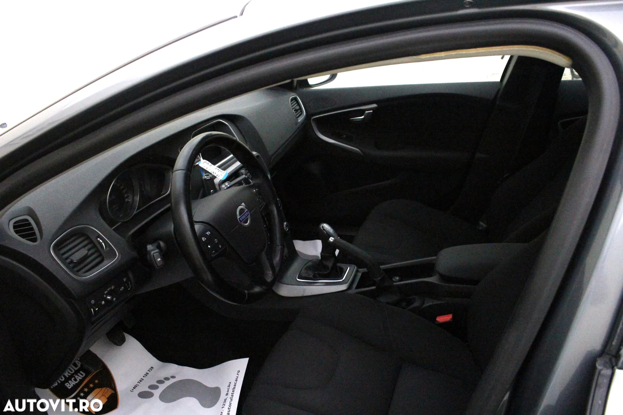 Volvo V40 T2 - 12