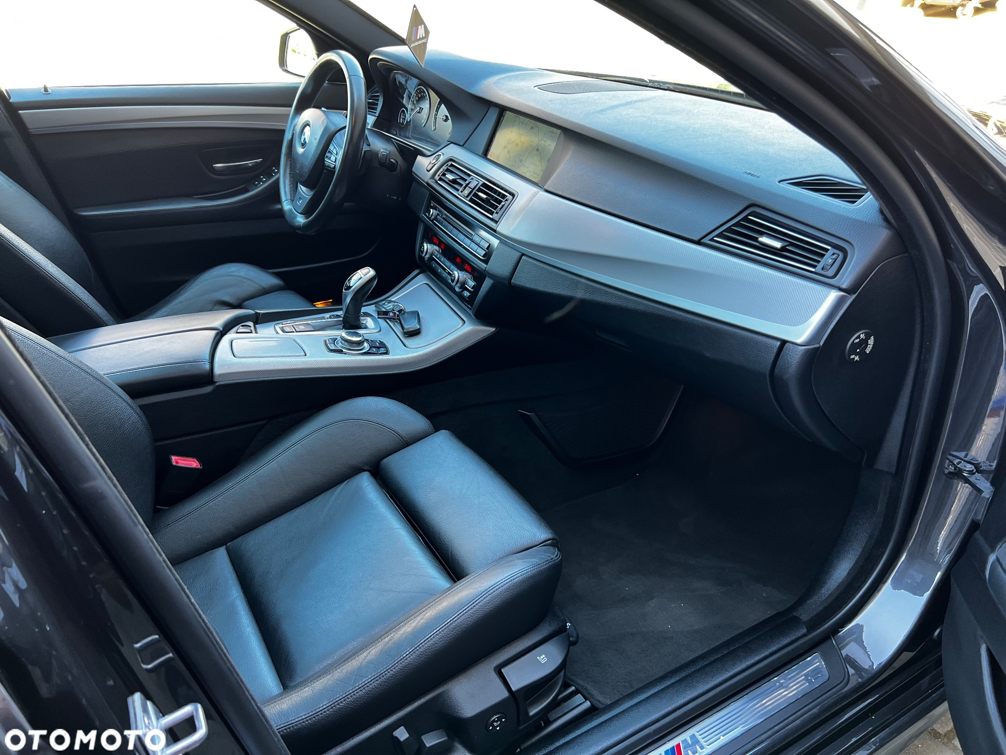 BMW Seria 5 520d Touring Sport-Aut - 32