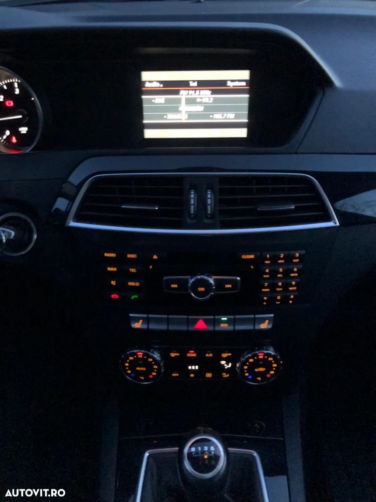 Mercedes-Benz C - 22