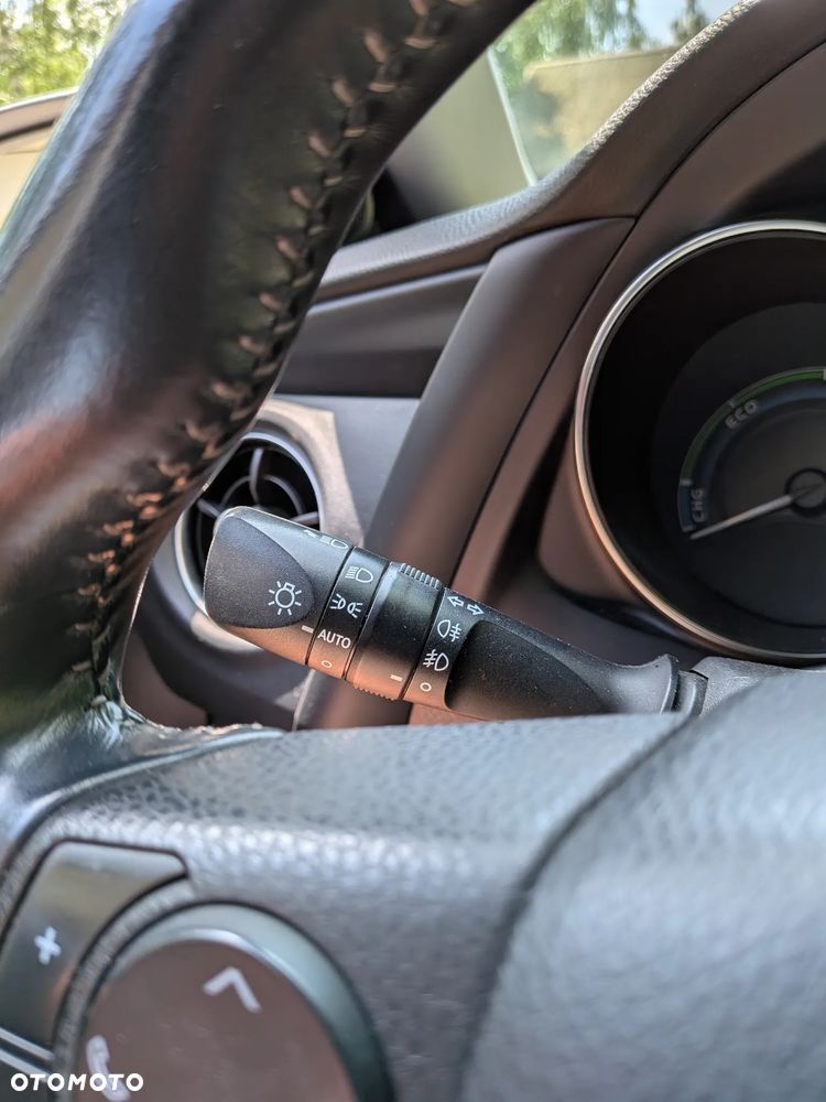Toyota Auris Hybrid 135 Premium - 20