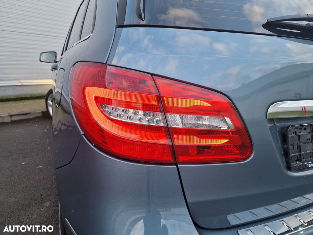 Mercedes-Benz B 180 CDI BlueEfficiency 7G-DCT - 29
