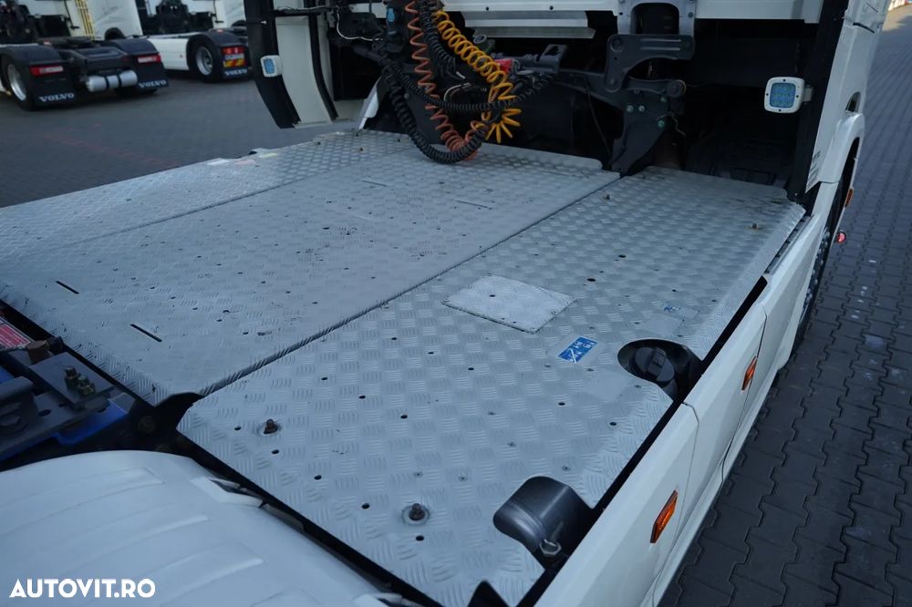 Scania S 580 / V8 / 6x4 / RETARDER / CUplă REGLABILĂ / SUSPENSIE PNEUMATICĂ INTEGRALĂ / EURO 6 - 17