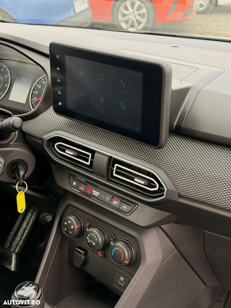 Dacia Logan TCe 90 MT5 Essential - 12