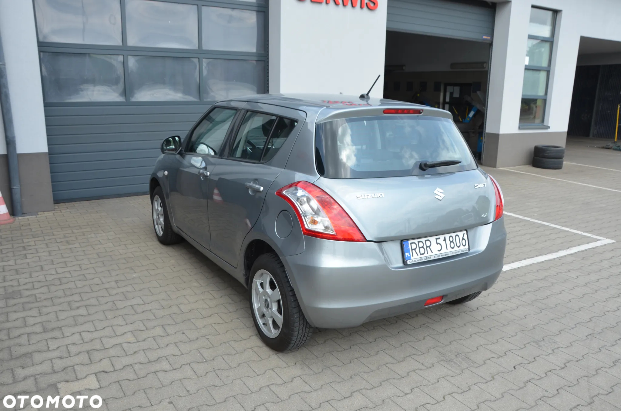 Suzuki Swift - 8