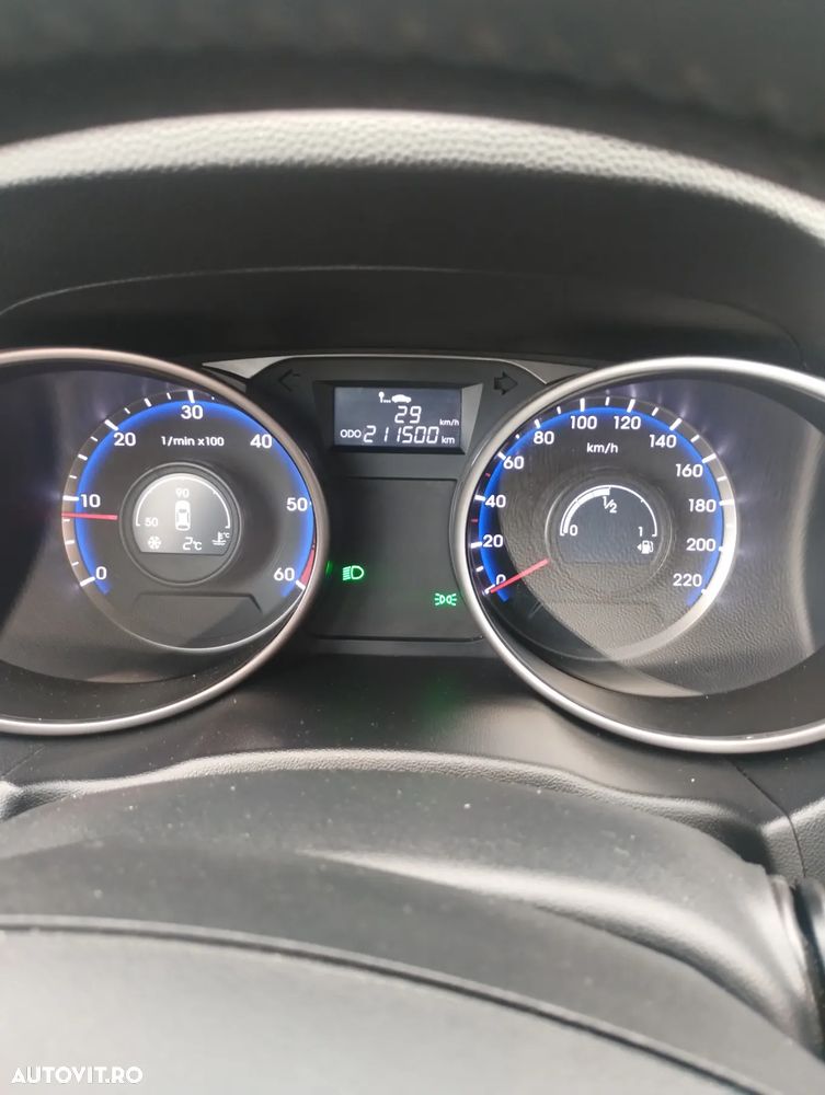 Hyundai ix35 2.0 CRDI 4WD Comfort - 5