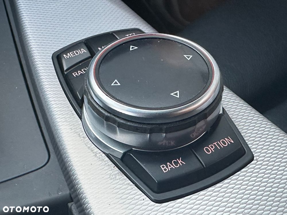 BMW Seria 3 - 25