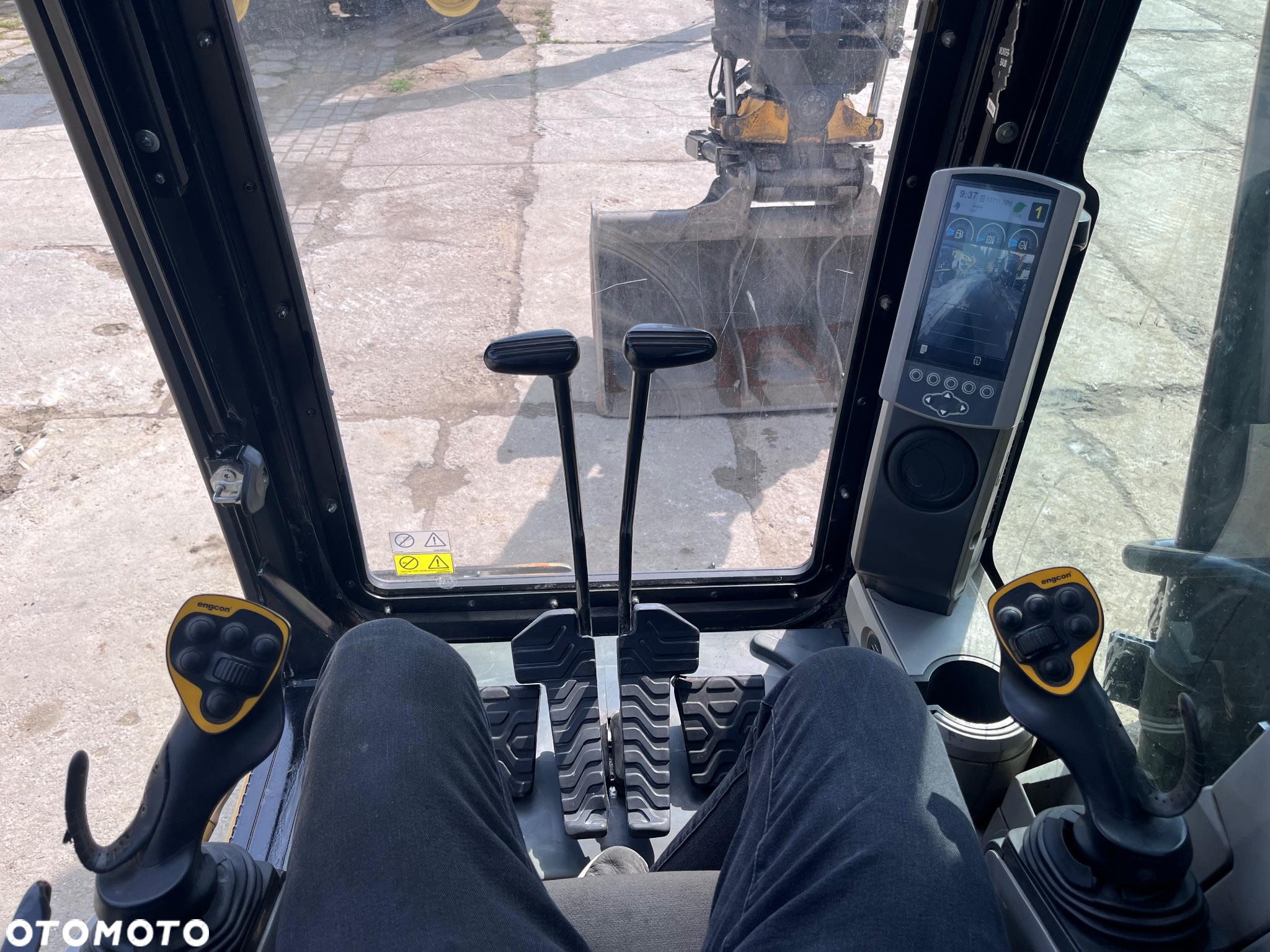 Caterpillar CAT 323EL - 38