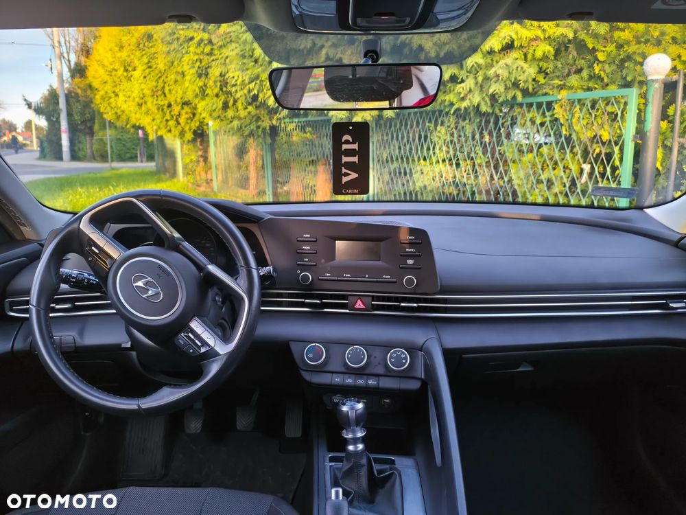 Hyundai Elantra 1.6 Modern - 3