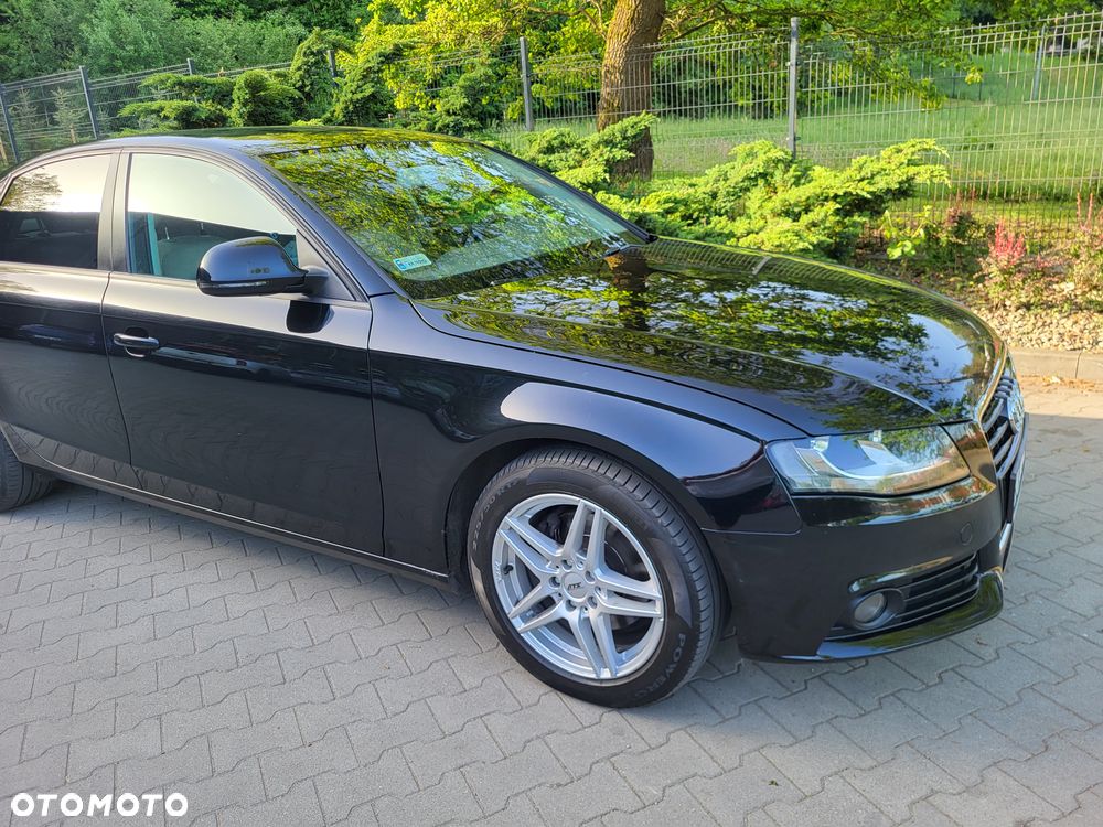 Audi A4 Limousine 2.0 TDI DPF Ambiente - 9