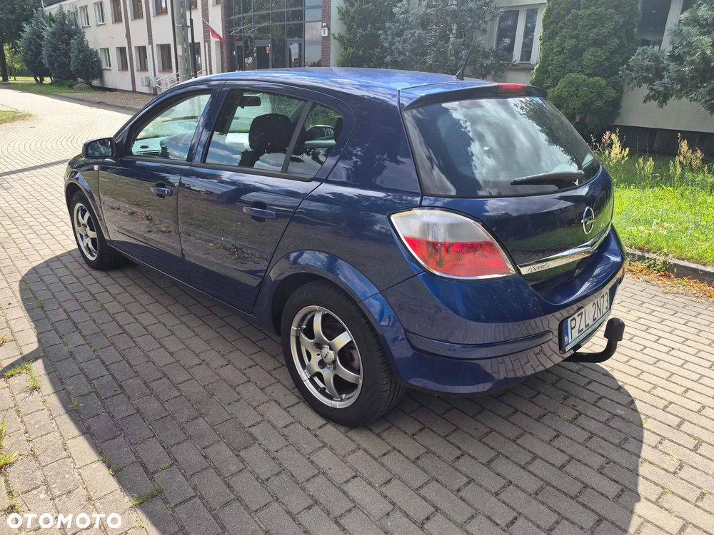 Opel Astra 1.6 Elegance - 17