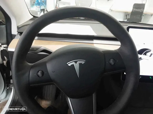 Tesla Model 3 Standard Range Plus RWD - 5
