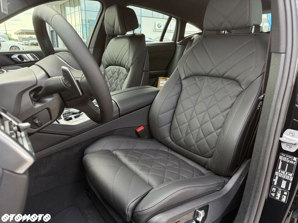 BMW X6 xDrive30d - 18