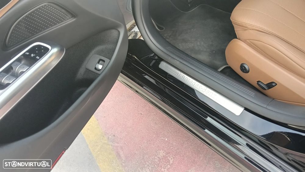 Mercedes-Benz E 300 e Station - 10