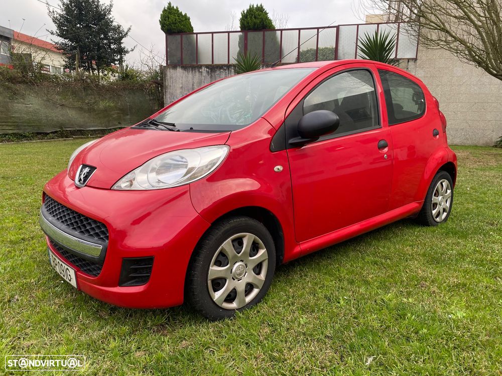 Peugeot 107 1.0 Trendy - 1