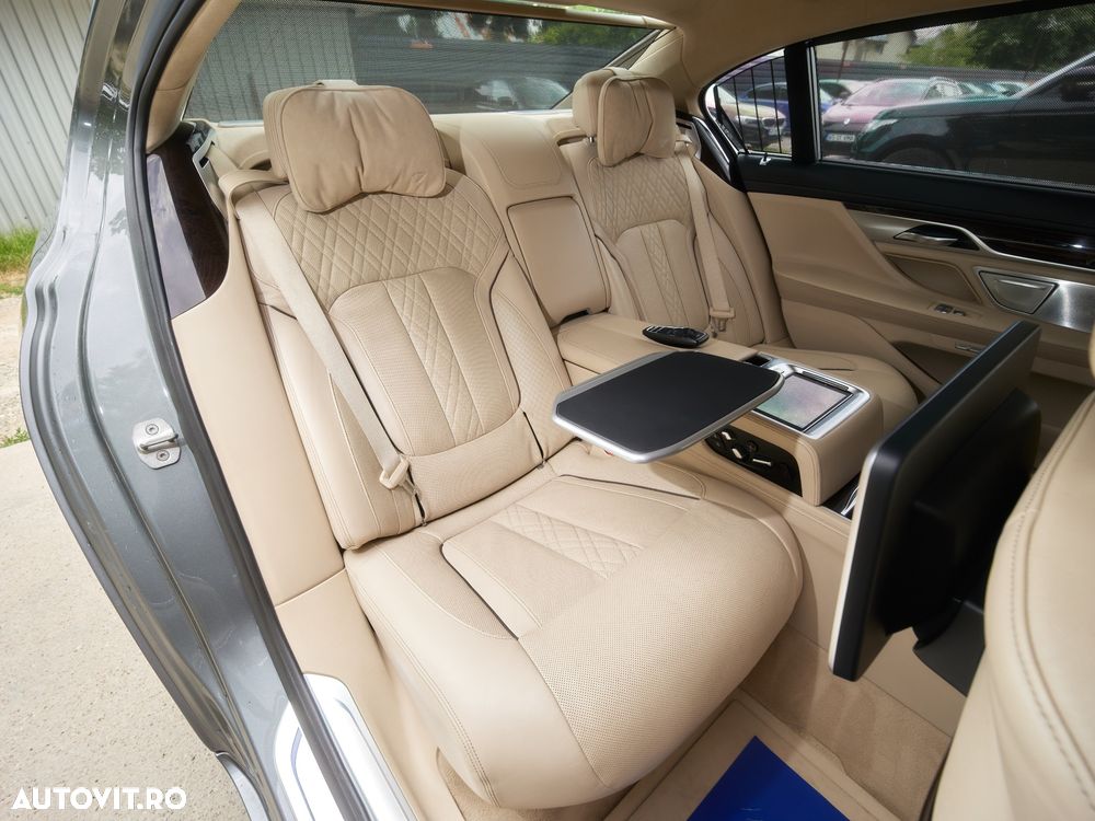 BMW Seria 7 750Li xDrive - 20