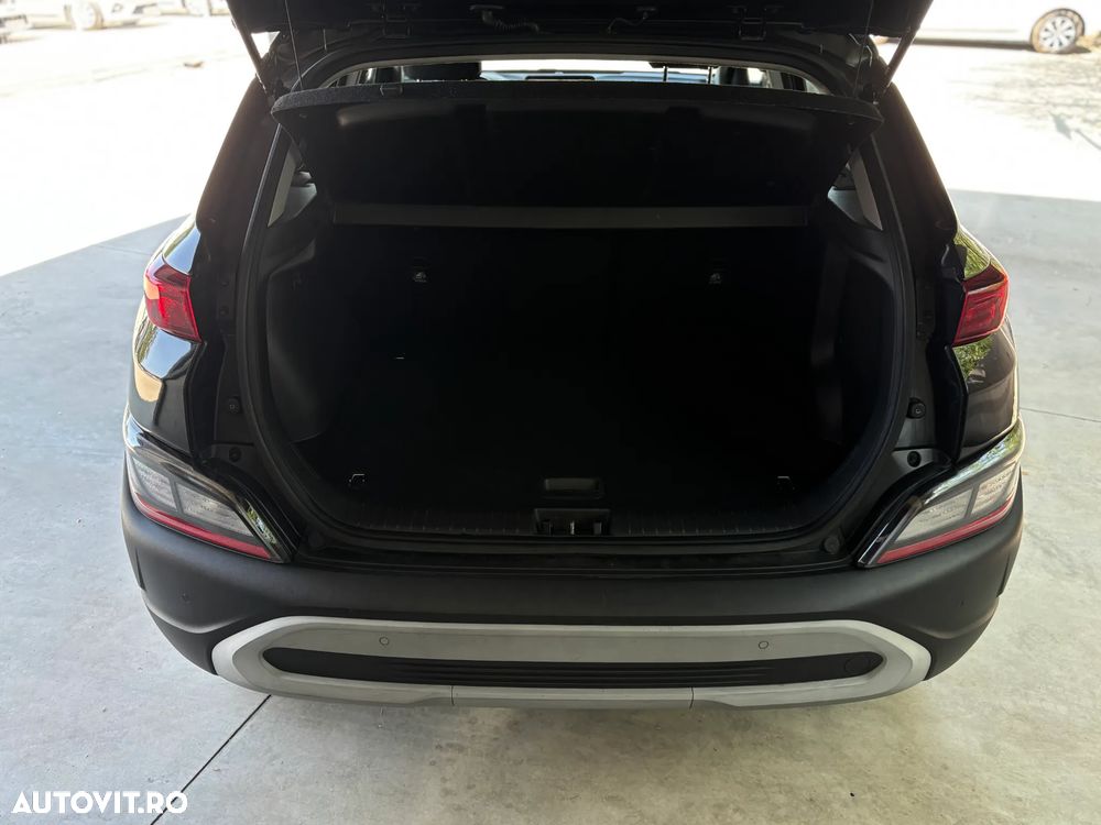 Hyundai KONA - 9