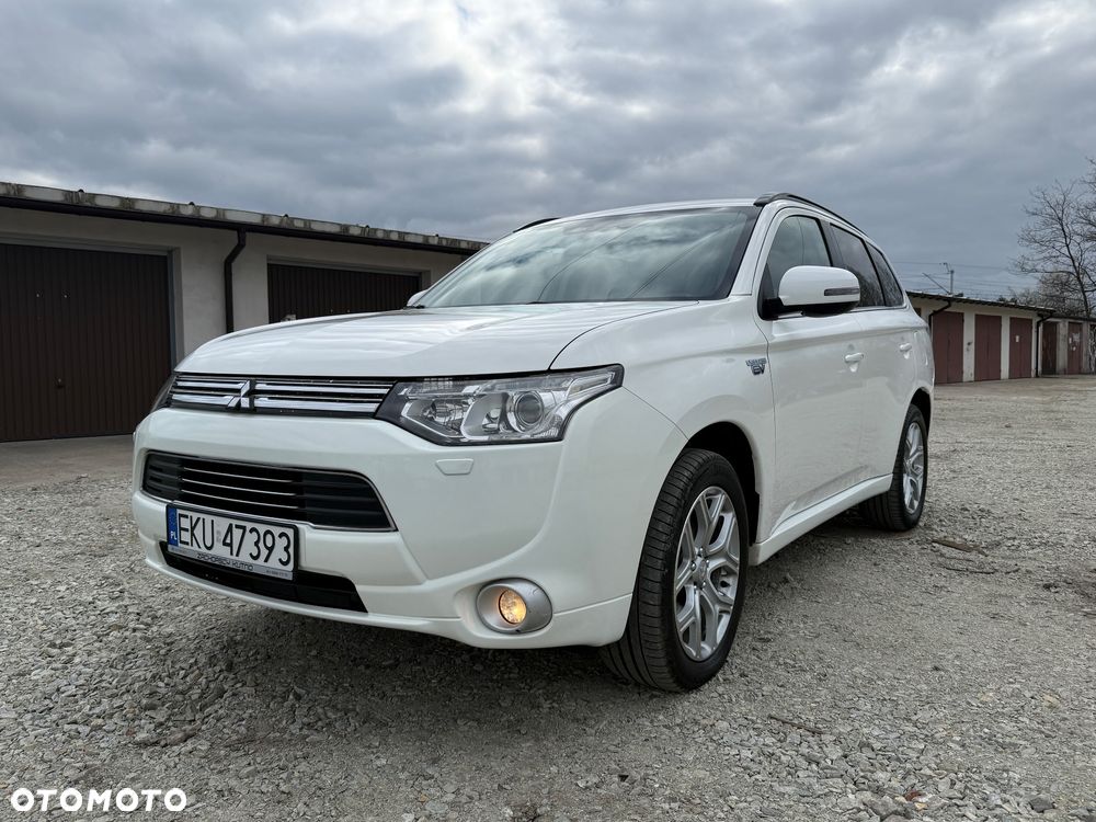 Mitsubishi Outlander 2.0 4WD Top - 1