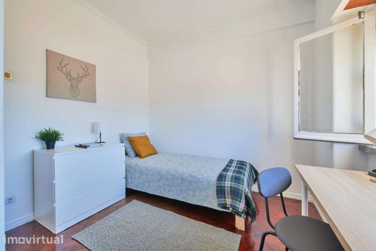 Quarto - localizado em Arroios Lisbon - Grande imagem: 4/39