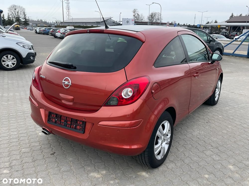 Opel Corsa 1.4 16V Color Edition - 17