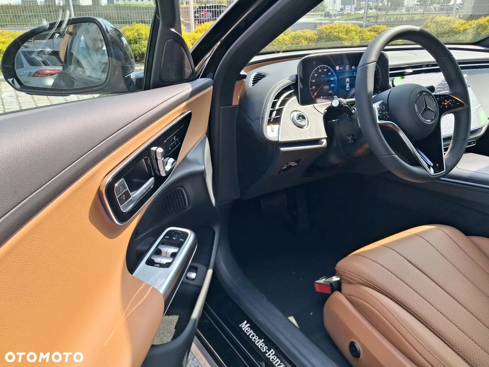 Mercedes-Benz Klasa E 200 d mHEV Avantgarde 9G-Tronic - 9