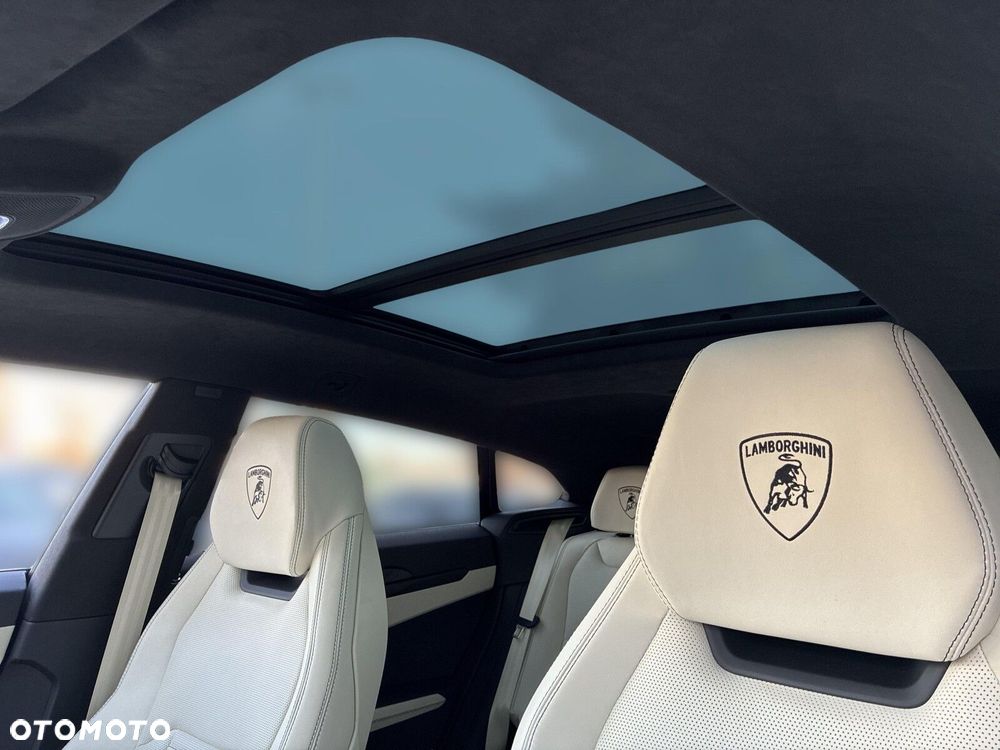 Lamborghini Urus - 20