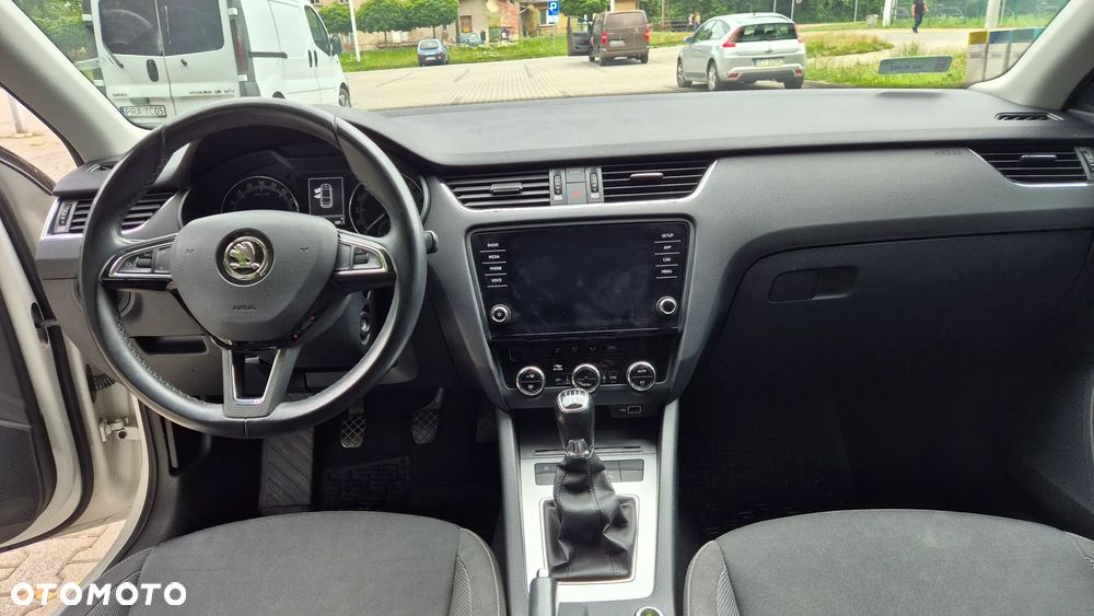 Skoda Octavia 1.6 TDI SCR Style - 5