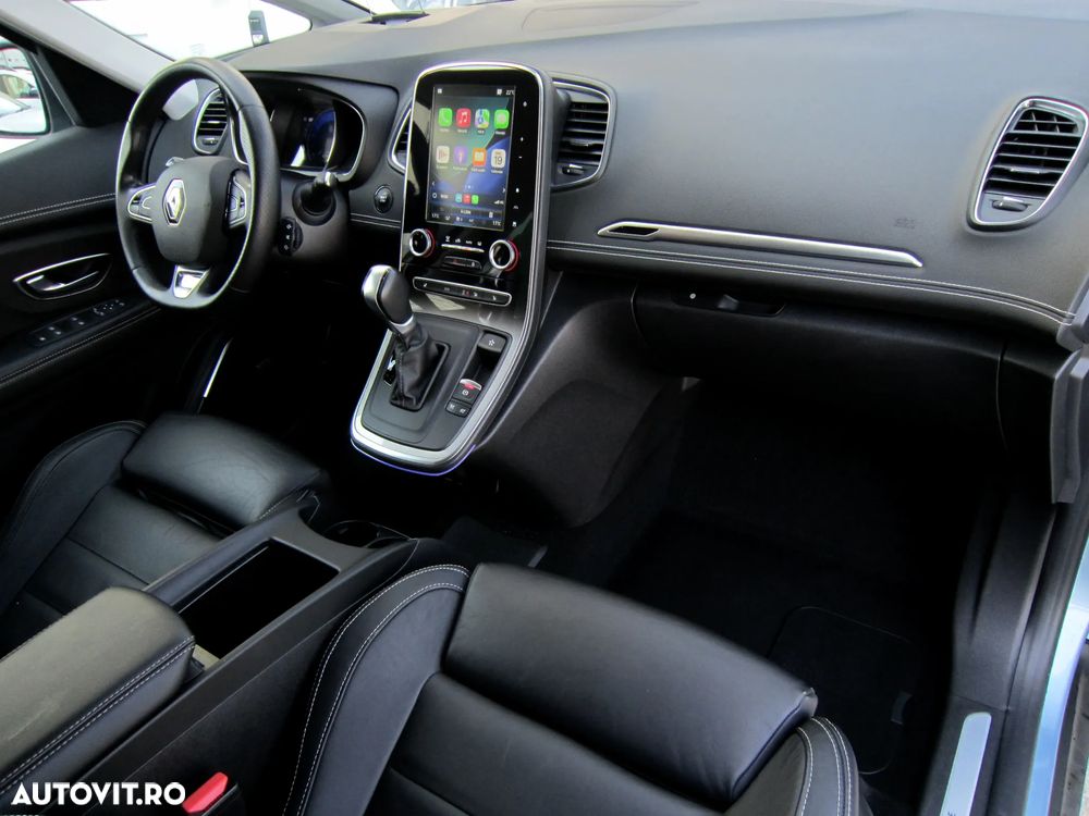 Renault Grand Scenic - 22