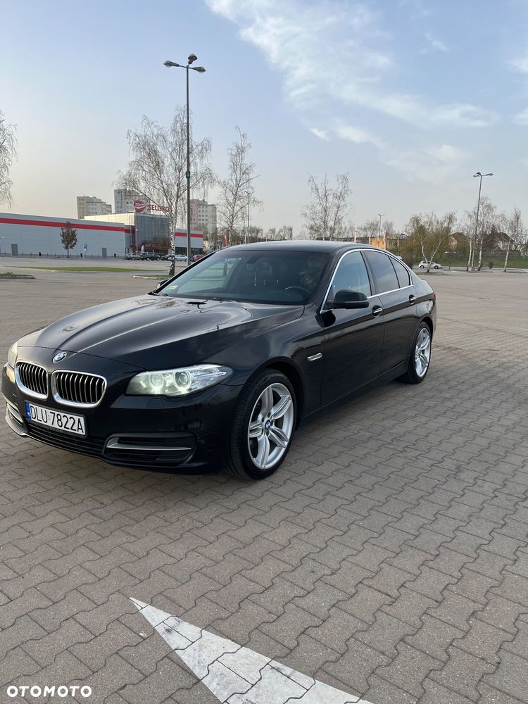 BMW Seria 5 520d xDrive - 9