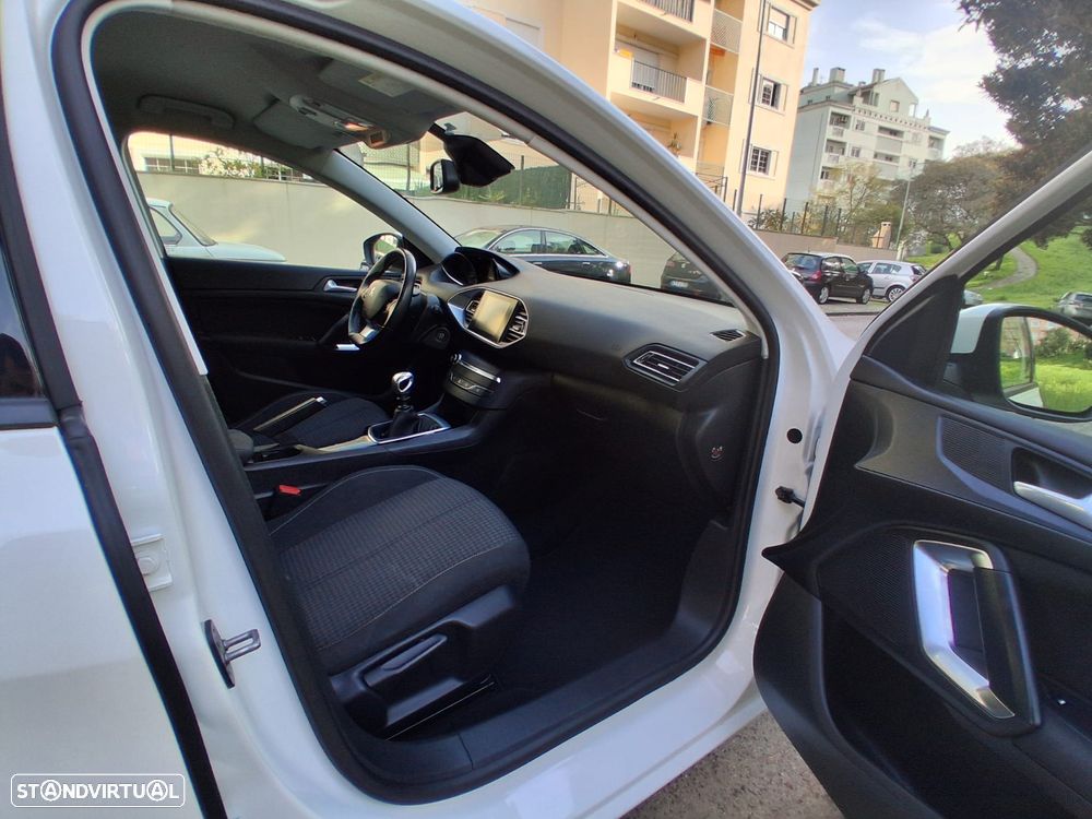 Peugeot 308 1.5 BlueHDi Business Line - 18