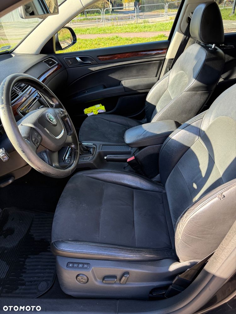 Skoda Superb 2.0 TDI 4x4 Platinum - 17