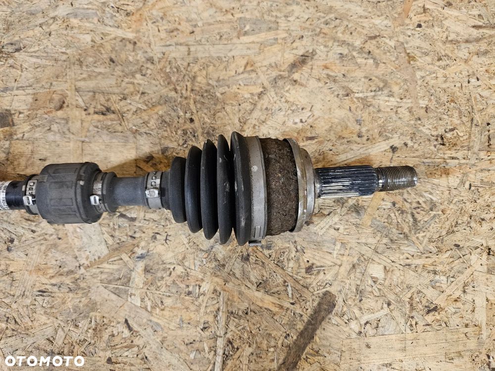 TOYOTA COROLLA E21 1.8 HYBRID PÓŁOŚ LEWA - 2