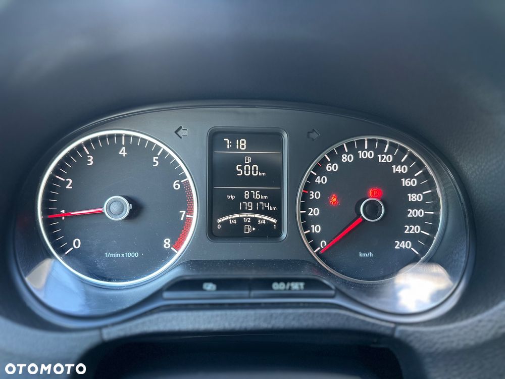 Volkswagen Polo 1.4 16V Comfortline Optimum - 19