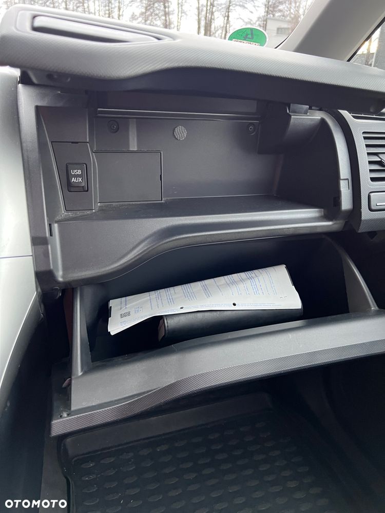Toyota Auris - 27