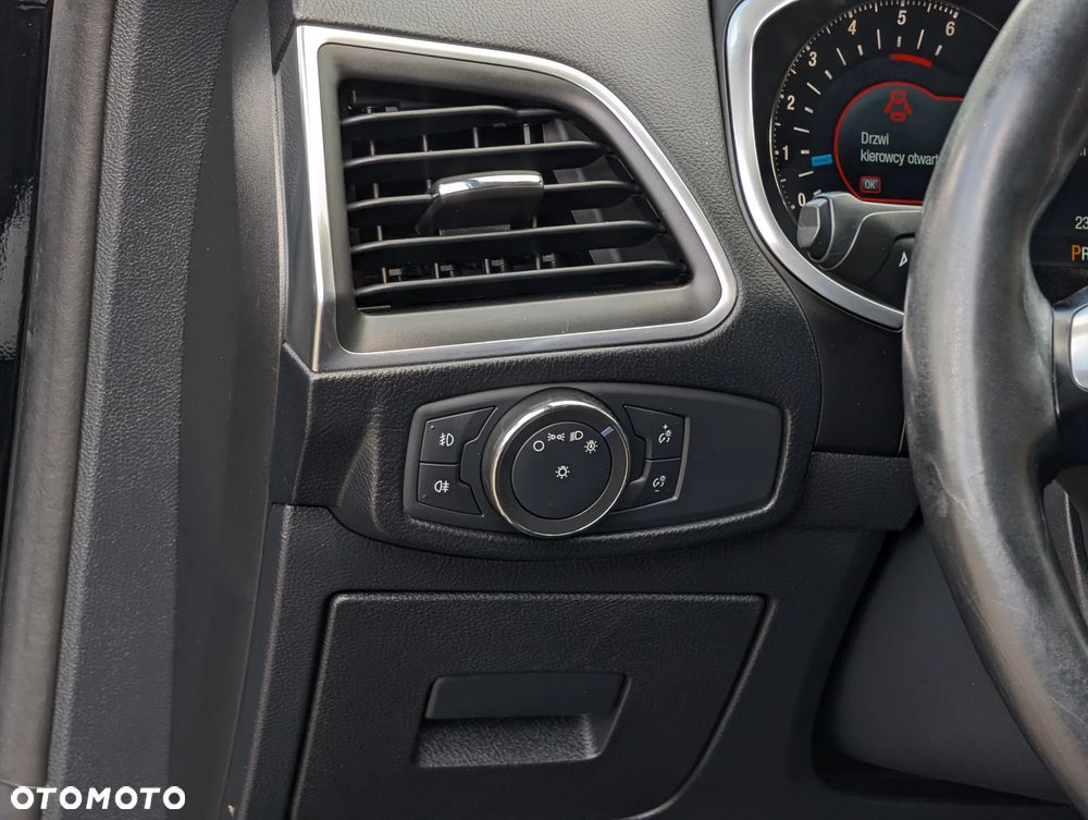 Ford S-Max 2.0 TDCi Titanium PowerShift - 23