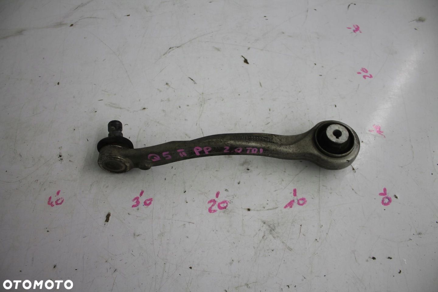 WAHACZ PRAWY GÓRNY 4M0407510B AUDI Q5 II FY 80A 16 - 1