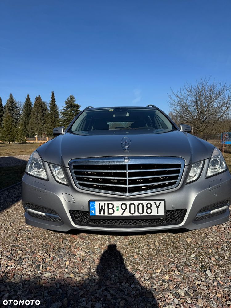 Mercedes-Benz Klasa E 250 CDI DPF 4Matic BlueEFFICIENCY 7G-TRONIC - 1